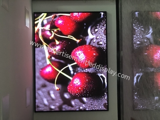 Wyświetlacz reklamy wewnętrznej RGB LED Jasność ponad 1500cd