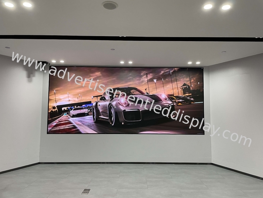 Wciągający ekran reklamowy LED Wysoka jasność 6000 cd/m2 z animacjami i filmami