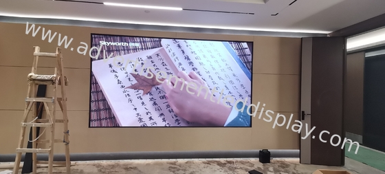 Ekran reklamowy LED o żywych kolorach IP65 Żelazny Ekran zewnętrzny LED do przyciągającej uwagę reklamy