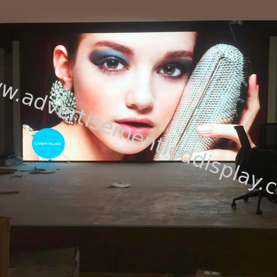 Uaktualnij swoją strategię reklamową Jasność wyświetlaczy LED z materiałem żelaznego szafy OEM